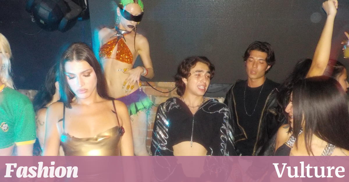 其余的就是拖动！