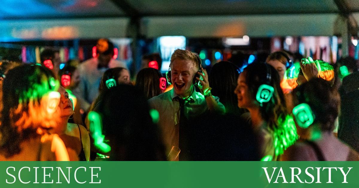 杵状指的生物防御