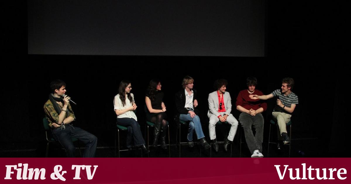 银街电影评论：《酒店的床》和《我叫什么名字》