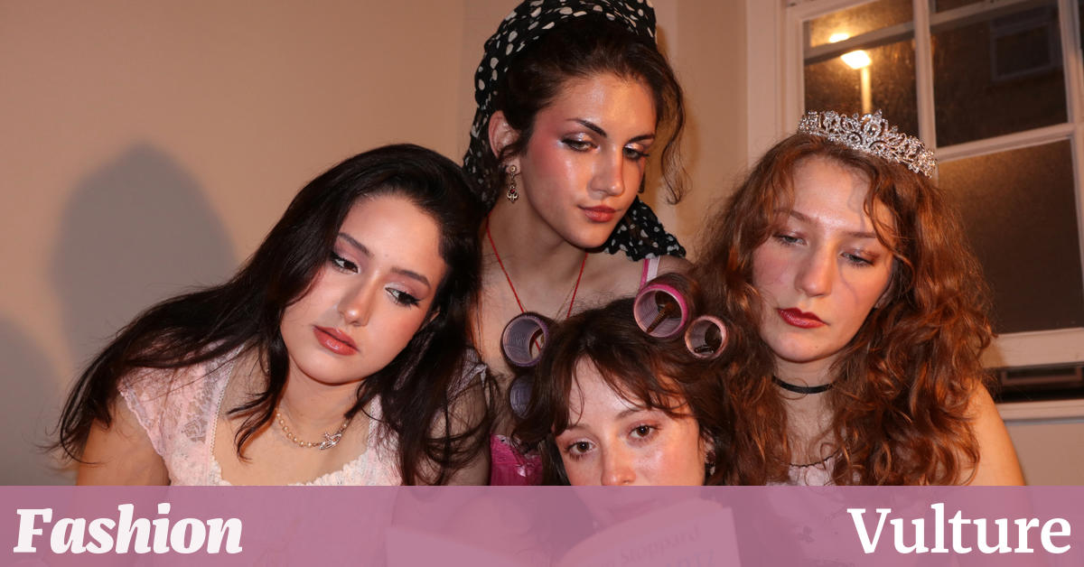 粉红色的政治|校队