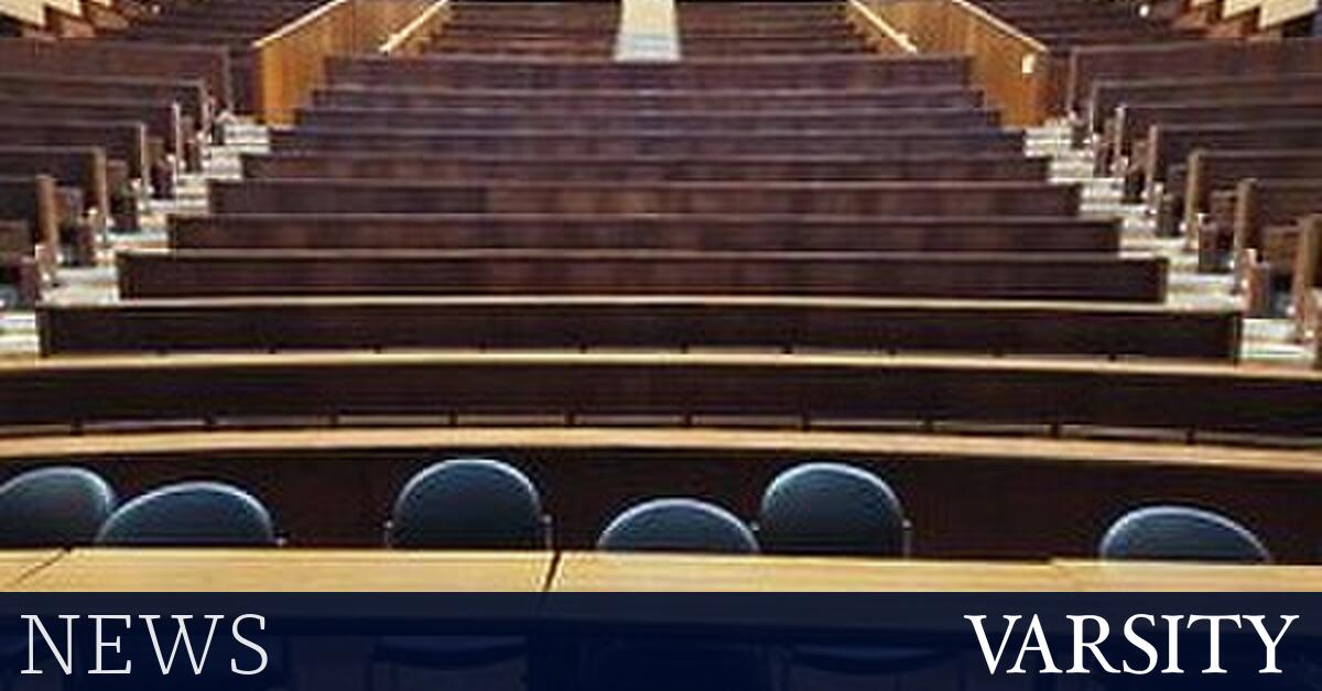 学生和大学批评法律考试改革“不公平”